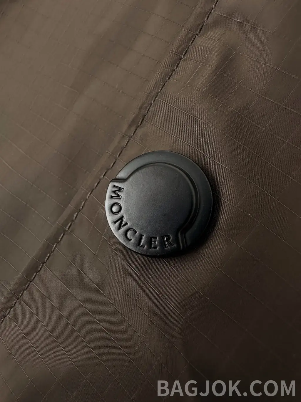 몽클레어 MONCLER 테크니컬 유틸리티 반팔 셔츠 상세 이미지