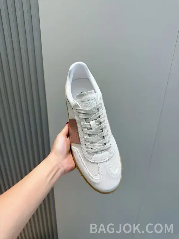 발렌티노 발렌티노 프리도트 스니커즈 상세 이미지