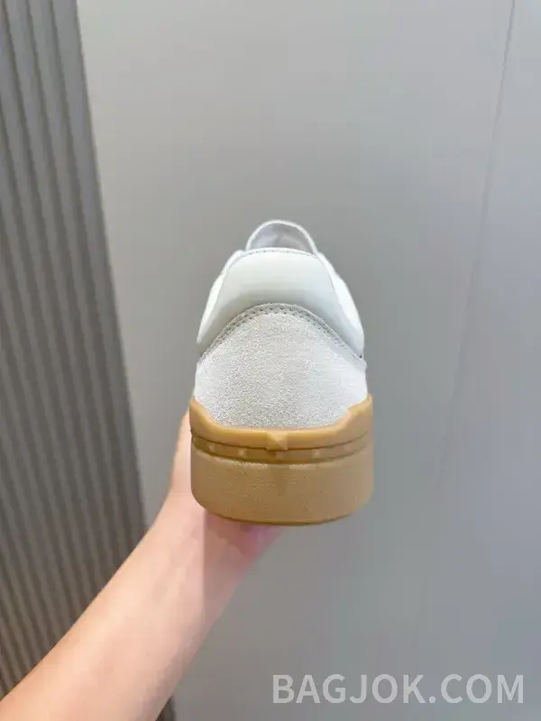 발렌티노 발렌티노 프리도트 스니커즈 상세 이미지