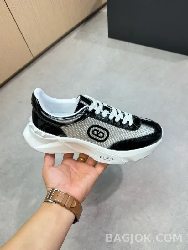 발렌티노 발렌티노 스니커즈 상세 이미지