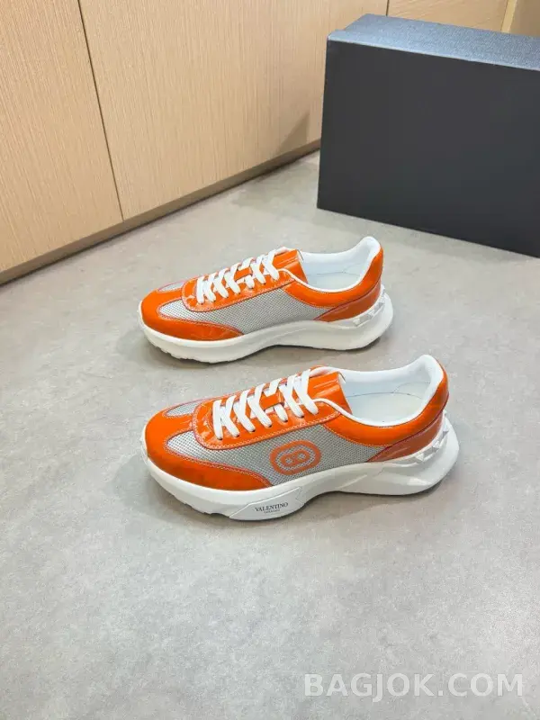 발렌티노 발렌티노 스니커즈 상세 이미지