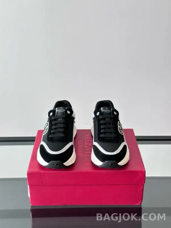 발렌티노 발렌티노 스니커즈 25SS 상세 이미지