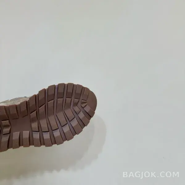 보스넬로쿠치넬리 보스넬로 쿠치넬리 크로스 패널 스니커즈 상세 이미지