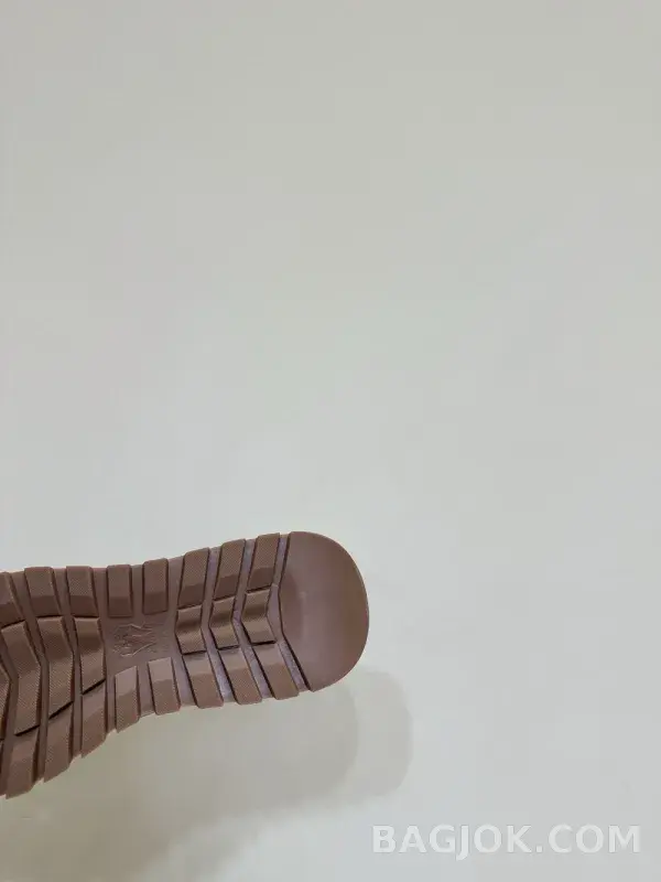 보스넬로쿠치넬리 보스넬로 쿠치넬리 콘트라스트 패널 러너 스니커즈 상세 이미지