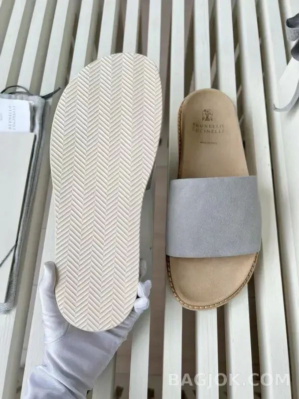 보스넬로쿠치넬리 보스넬로 쿠치넬리 스웨이드 원밴드 슬라이드 슬리퍼 상세 이미지