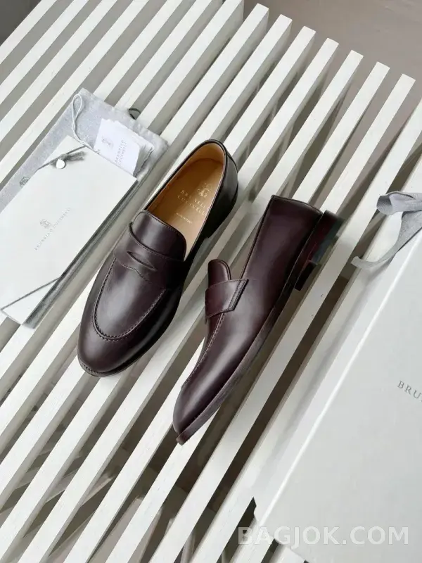 보스넬로쿠치넬리 보스넬로 쿠치넬리 클래식 레더 페니 로퍼 상세 이미지