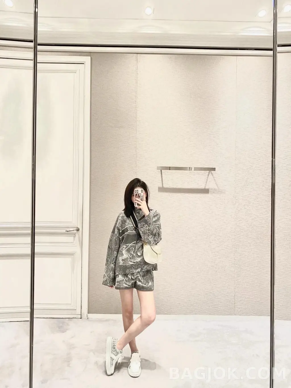 디올 디올 바비백 레더 미디움 상세 이미지
