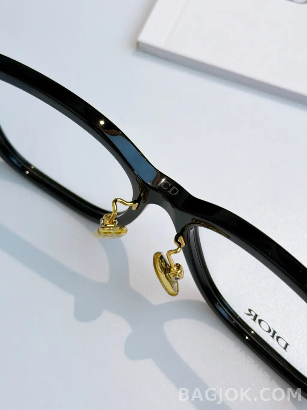 디올 DIOR CD Signature Square Cat-Eye 안경 상세 이미지