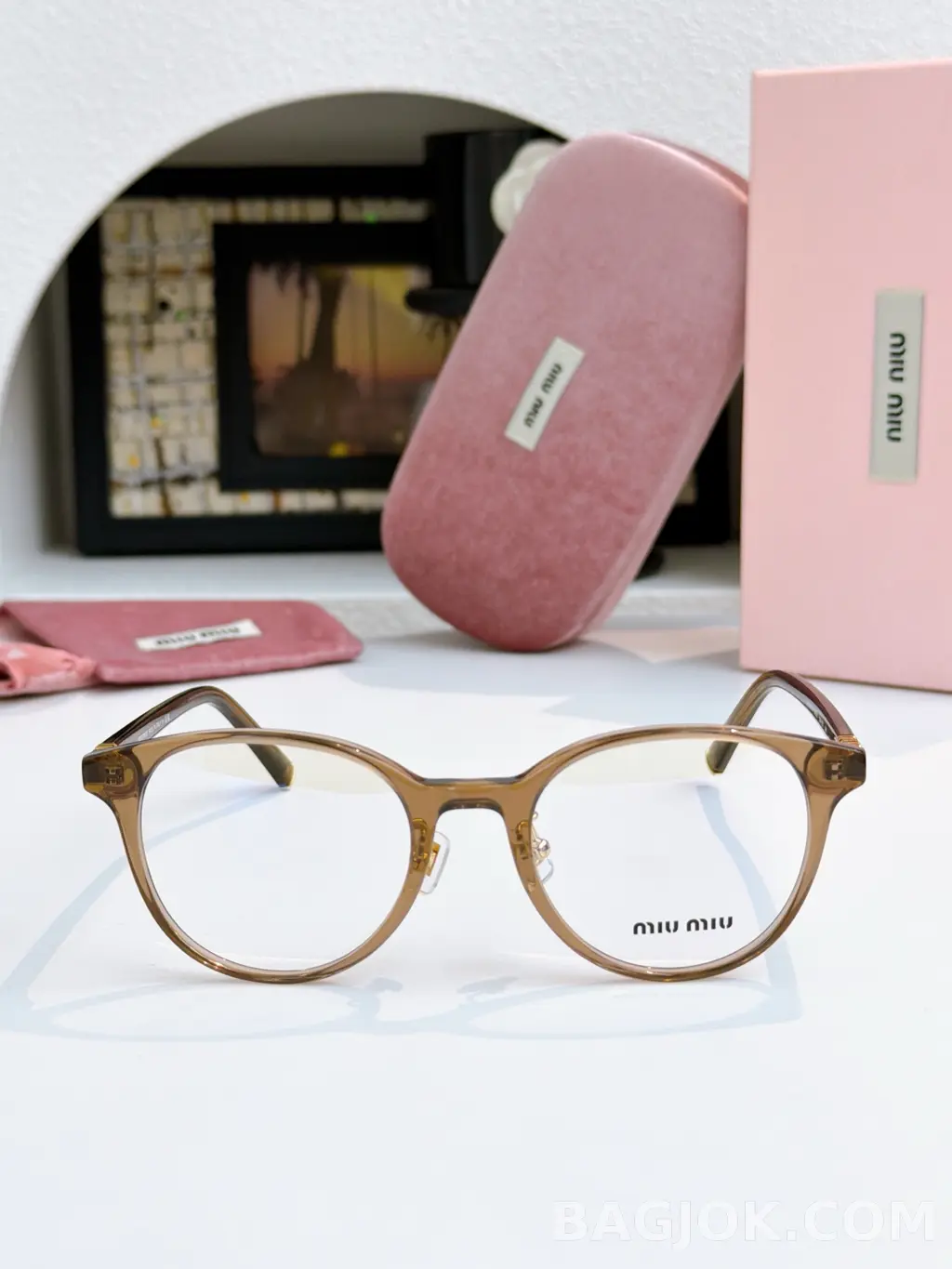 미우미우 MIU MIU Round Cat-Eye 안경 상세 이미지