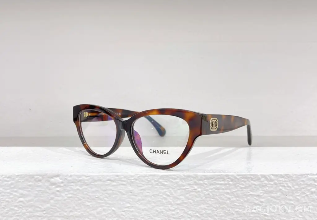 샤넬 CHANEL Tortoiseshell Cat-Eye CC Logo 안경 상세 이미지