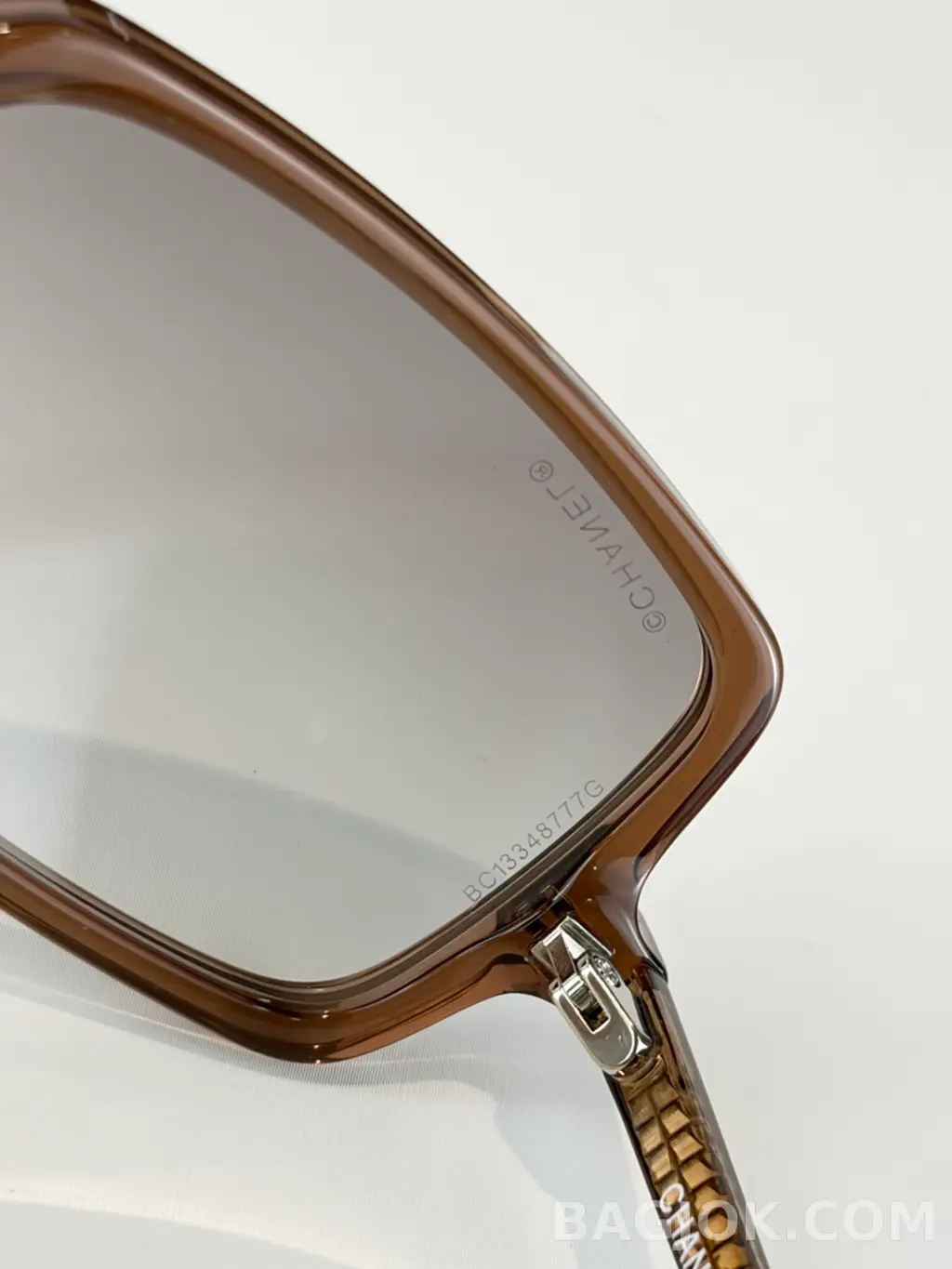 샤넬 CHANEL Square Acetate Sunglasses 상세 이미지