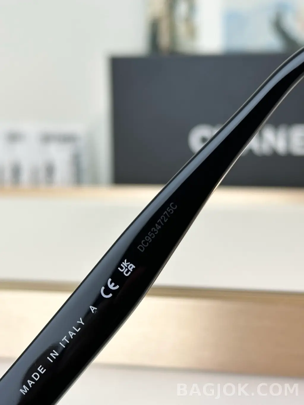 샤넬 CHANEL Cat-Eye Lettering Sunglasses 상세 이미지