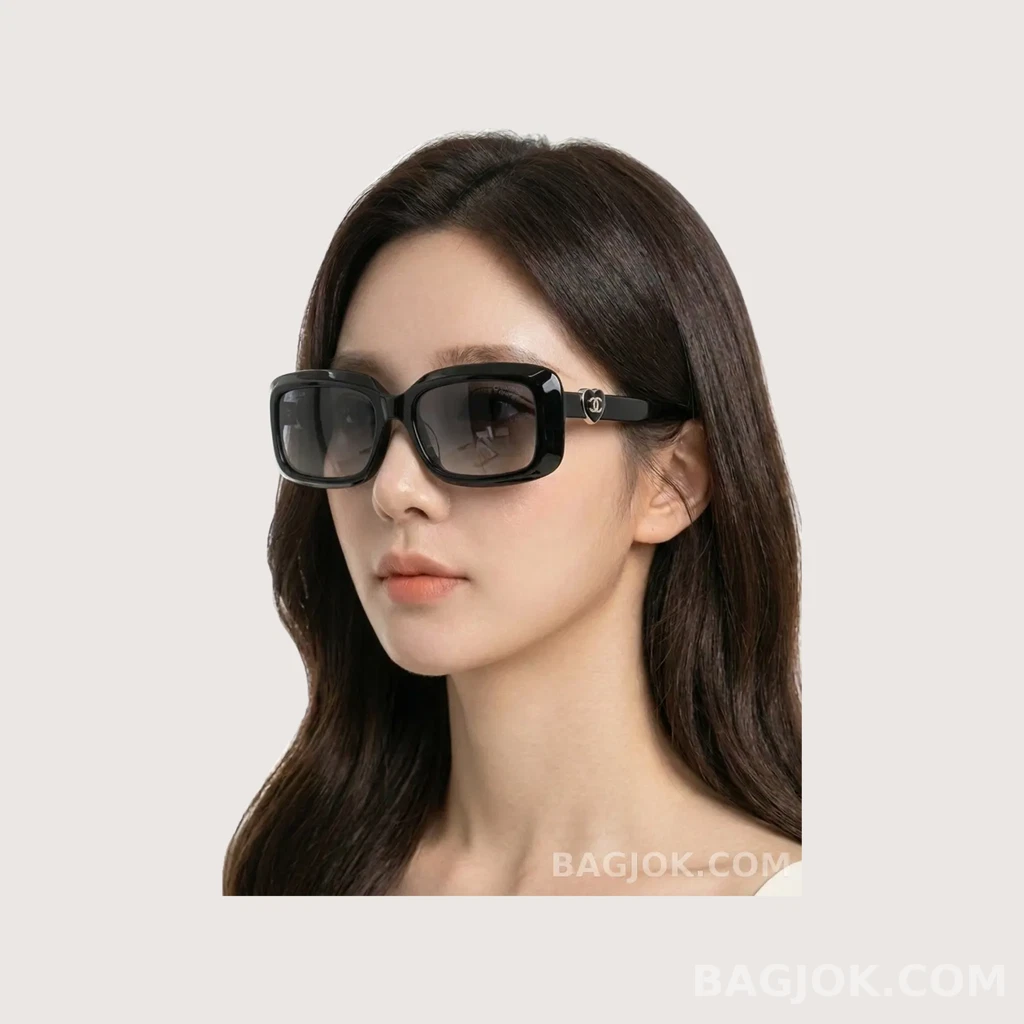 CHANEL Rectangular Heart CC Sunglasses (CH5520)_대표이미지