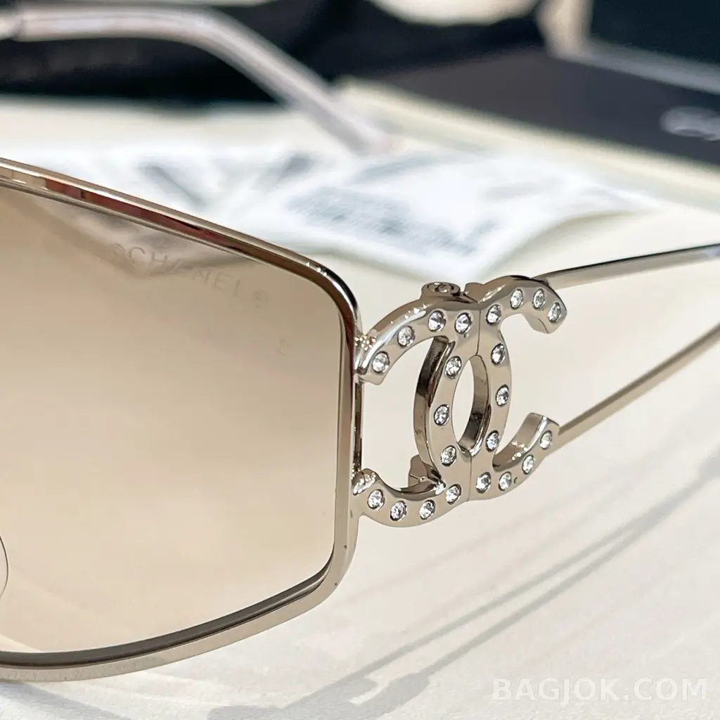 샤넬 CHANEL CH4073 Shield Sunglasses (Y2K Edition) 상세 이미지
