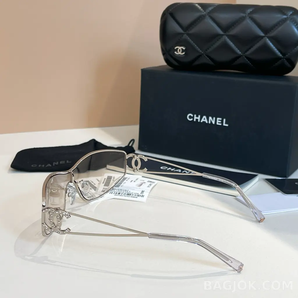 샤넬 CHANEL CH4073 Shield Sunglasses (Y2K Edition) 상세 이미지