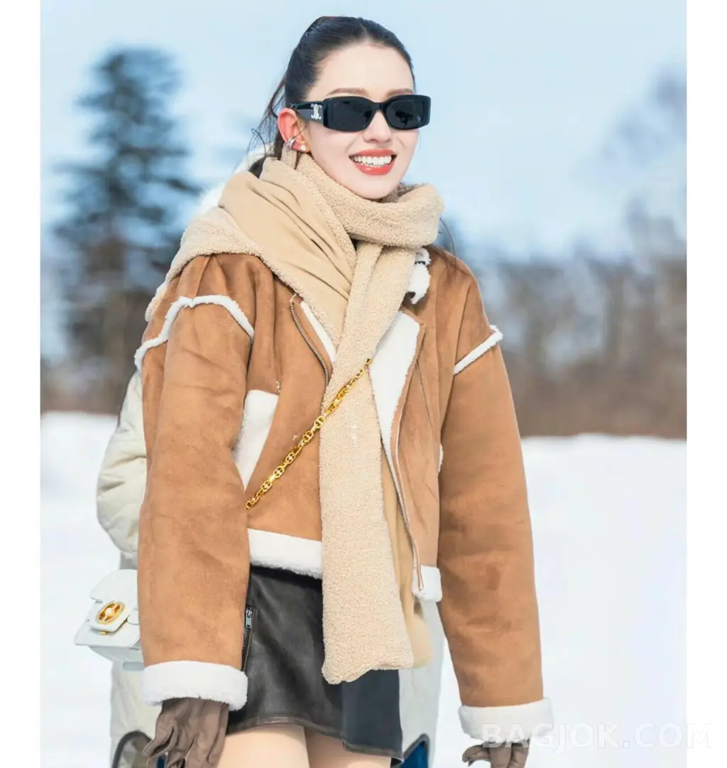 셀린느 CELINE CL40282U Triomphe Sunglasses 상세 이미지