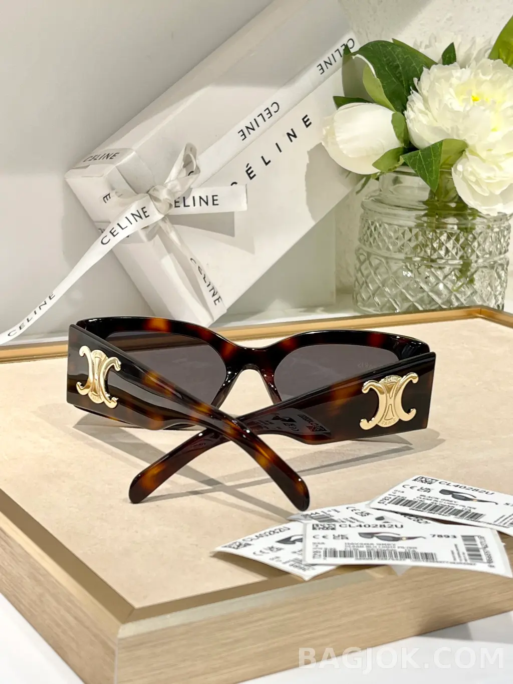 셀린느 CELINE CL40282U Triomphe Sunglasses 상세 이미지
