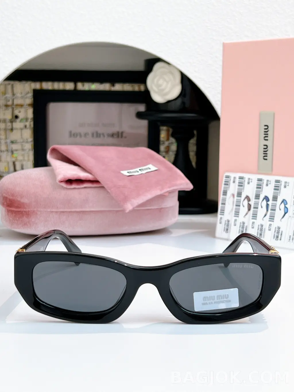 미우미우 MIU MIU SMU B04-F Sunglasses 상세 이미지