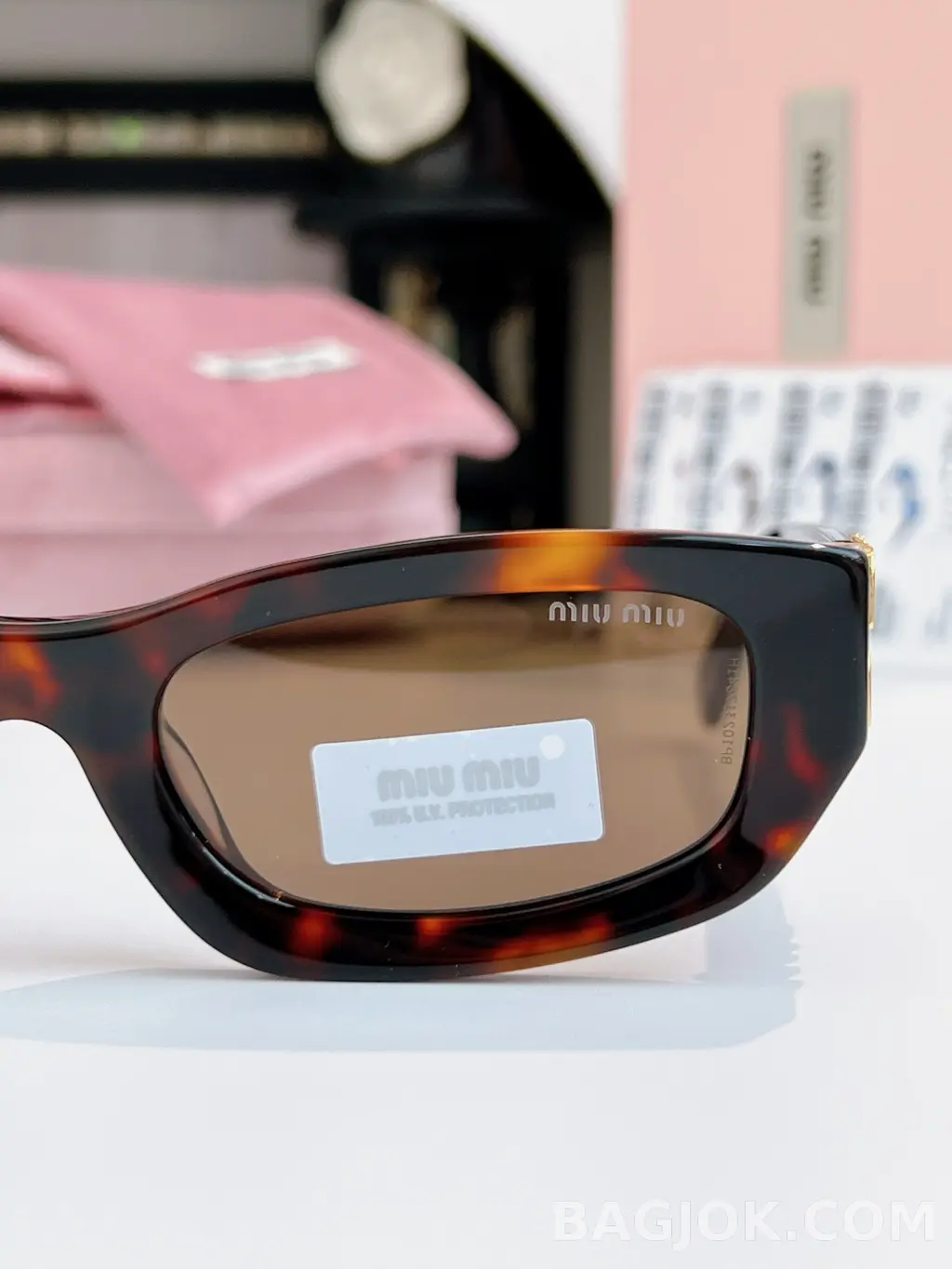 미우미우 MIU MIU SMU B04-F Sunglasses 상세 이미지