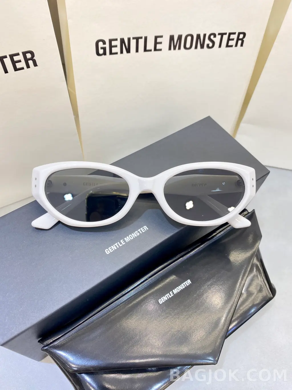 젠틀 몬스터 GENTLE MONSTER ROCOCO Sunglasses 상세 이미지