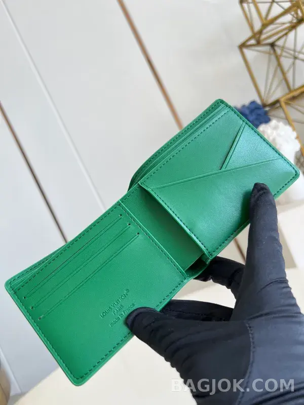 루이비통 루이비통 멀티플 월릿 ver.2 상세 이미지