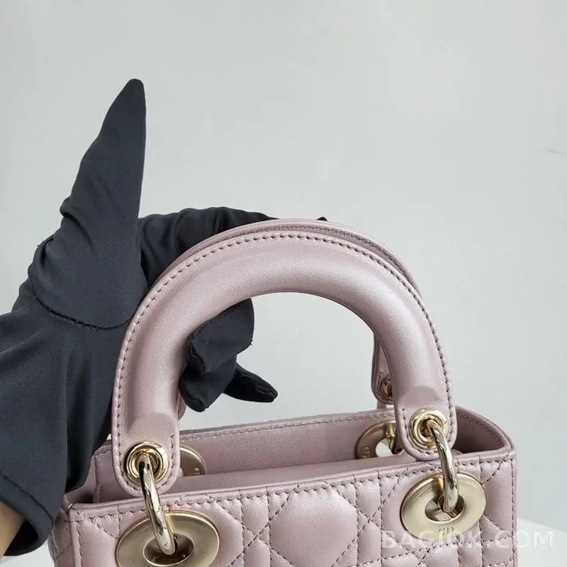 디올 디올 레이디백 미니 (램스킨/금장) 상세 이미지
