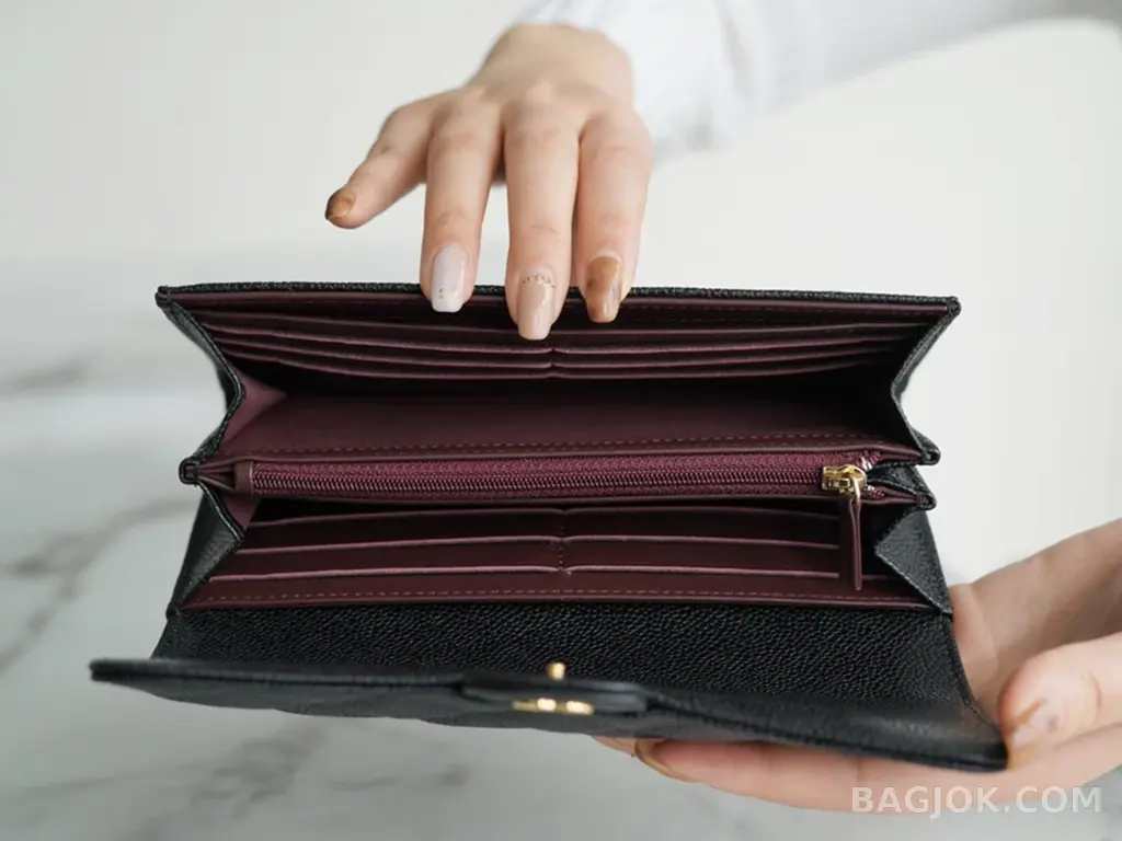 샤넬 C 클래식 플랩 장지갑 캐비어 상세 이미지
