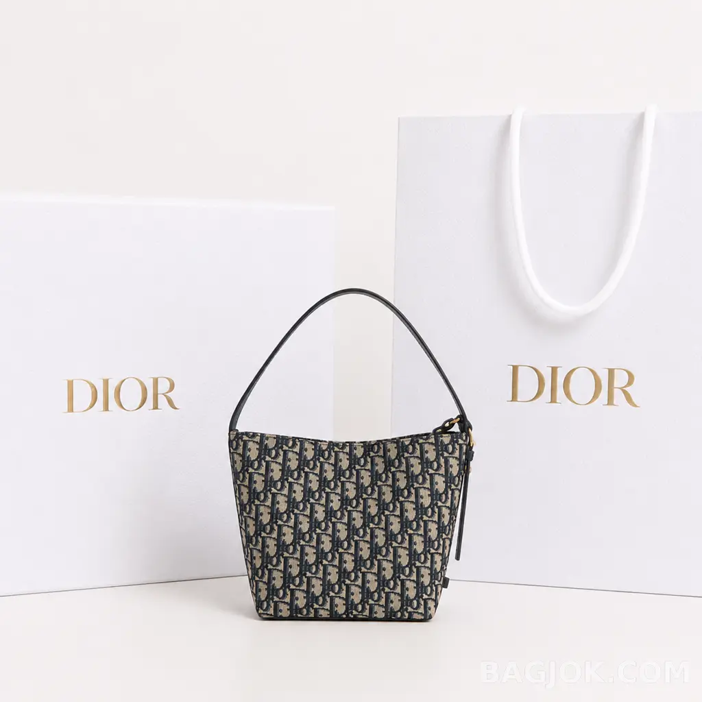 디올 디올 Diorstar 스몰 버킷백 블루 오블리크 자카드 상세 이미지