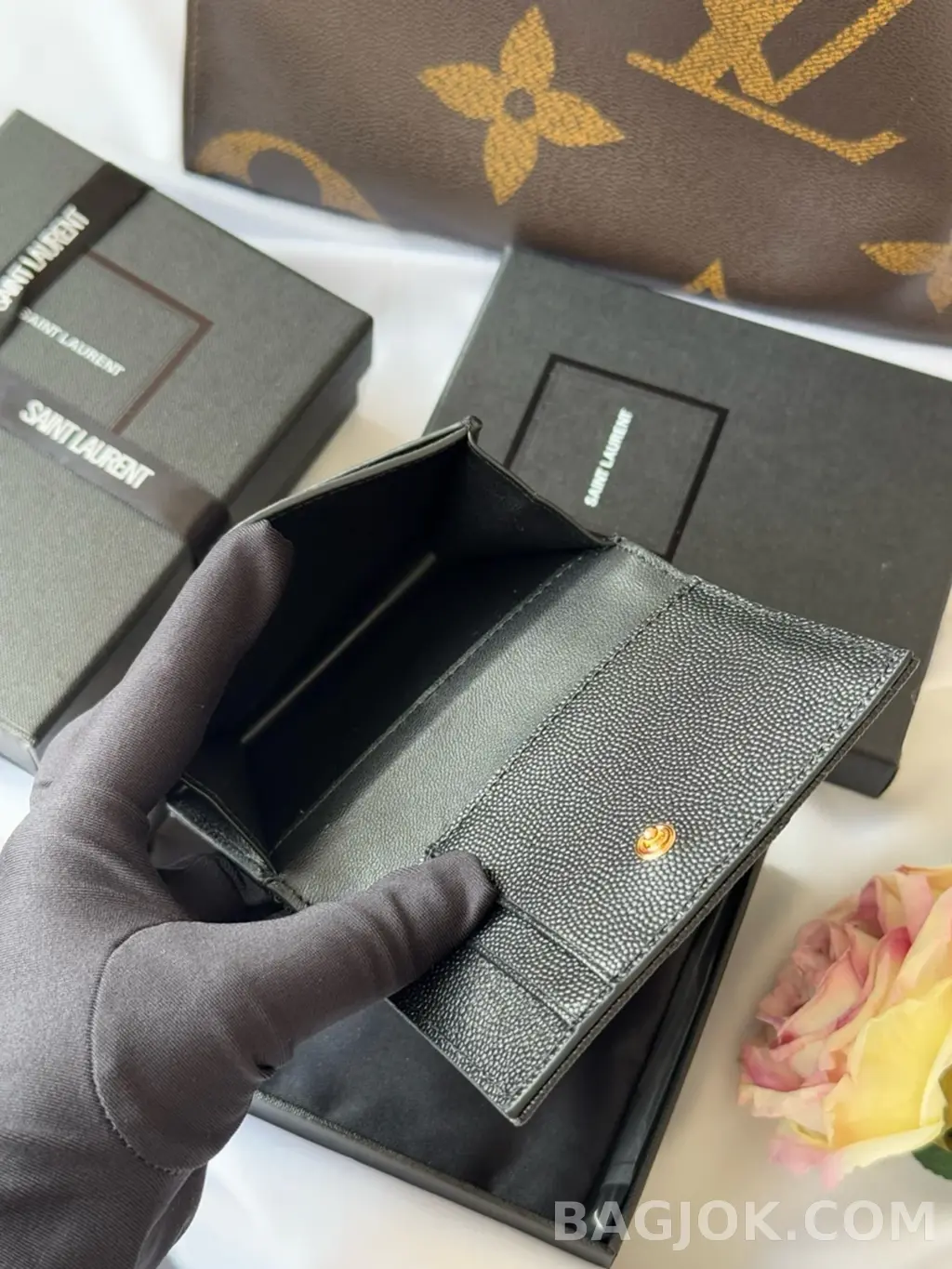 생로랑 생로랑 카산드라 마테라쎄 명함 지갑 상세 이미지