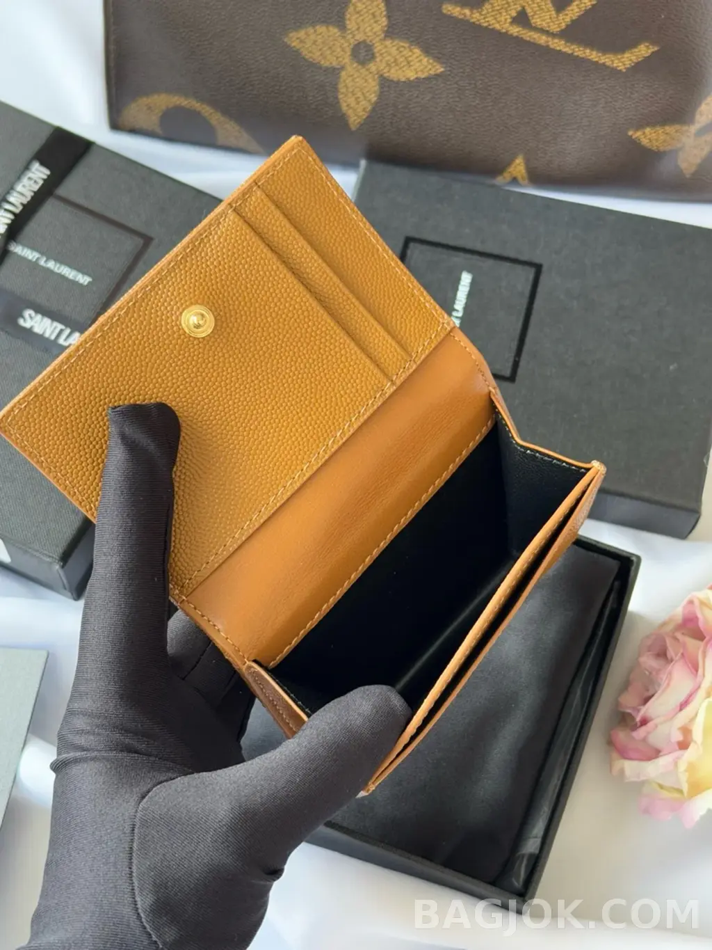 생로랑 생로랑 카산드라 마테라쎄 명함 지갑 상세 이미지