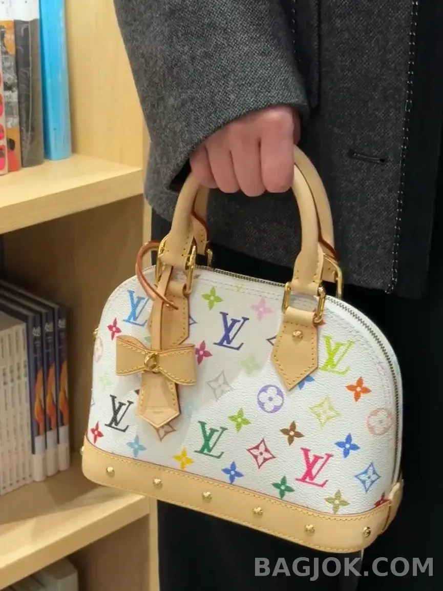 루이비통 루이비통 무라카미 알마 BB 상세 이미지