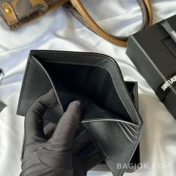생로랑 생로랑 카산드르 엠보싱 카드지갑 상세 이미지