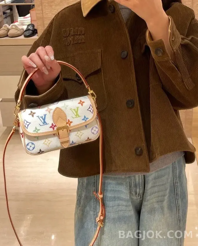 루이비통 루이비통 무라카미 나노 다이앤 숄더백 상세 이미지