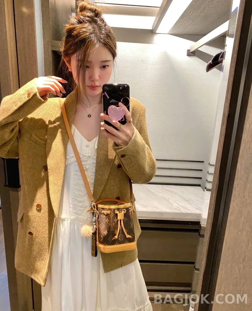 루이비통 루이비통 뉴 나노 노에 버킷백 상세 이미지