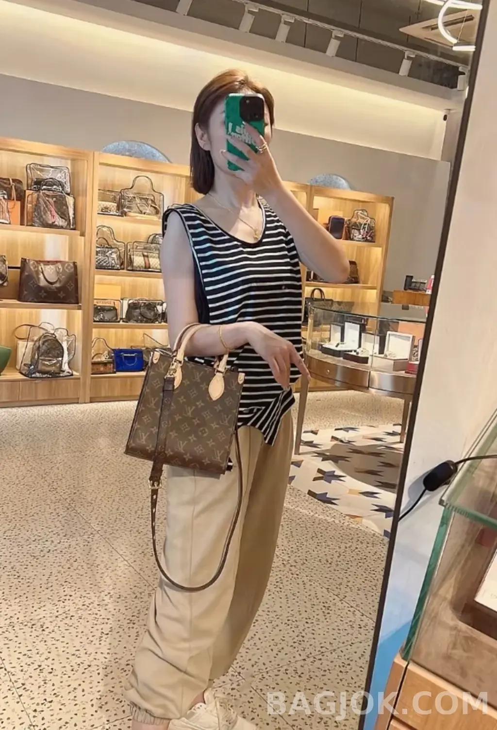 루이비통 루이비통 삭플라 BB 상세 이미지