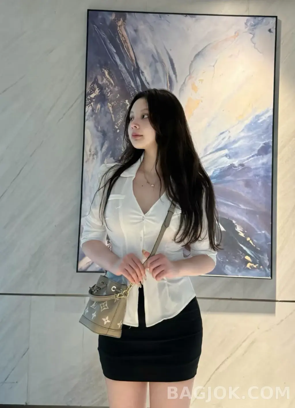 루이비통 루이비통 앙프렝뜨 바이컬러 나노 노에 버킷백 상세 이미지