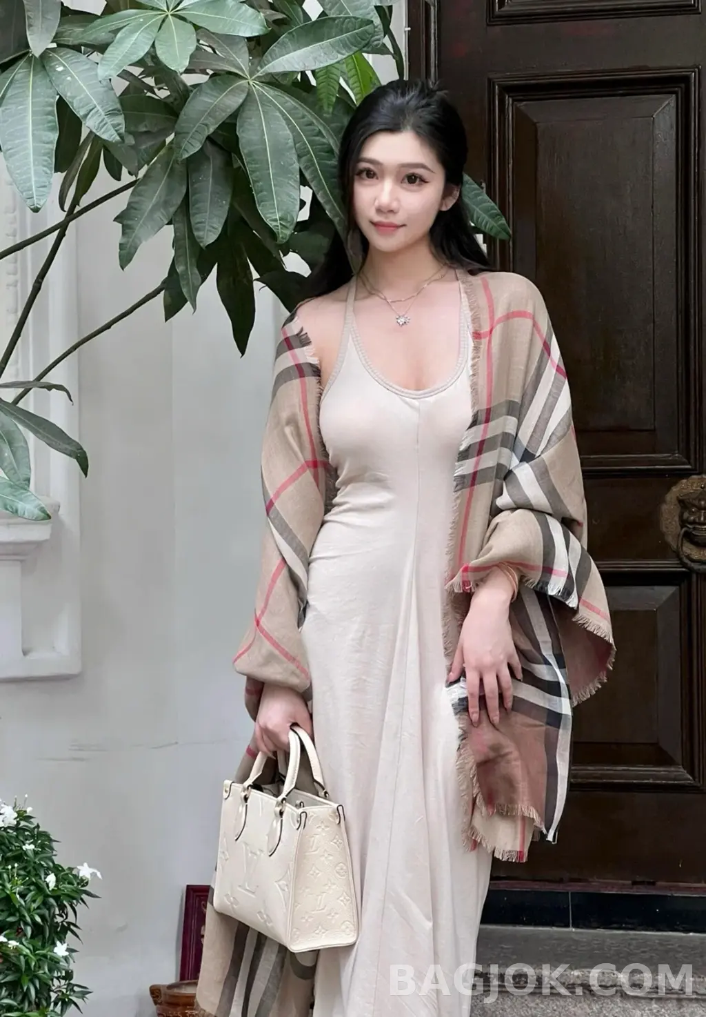 루이비통 루이비통 앙프렝뜨 온더고 PM 상세 이미지