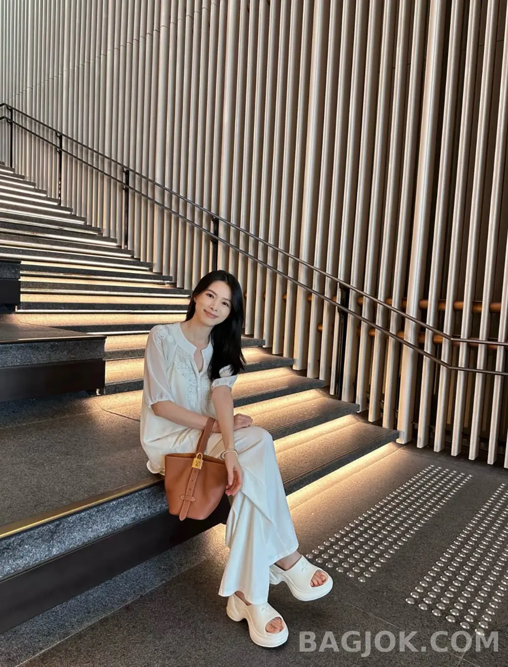 루이비통 루이비통 로우 키 올 인 BB 상세 이미지