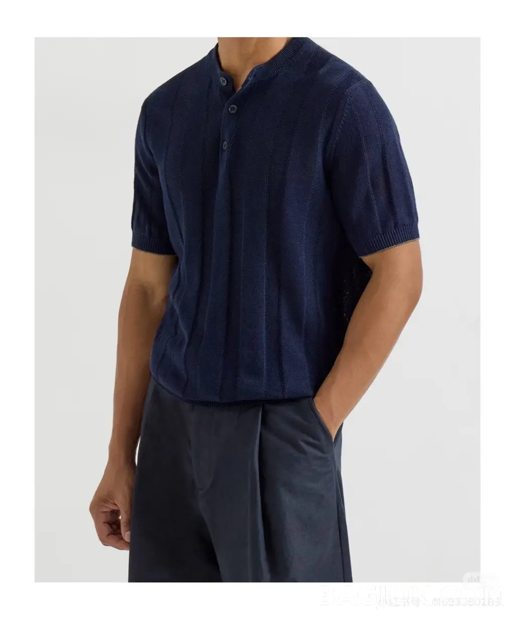 보스넬로쿠치넬리 Brunello Cucinelli 린넨 혼방 헨리넥 숏슬리브 니트 상세 이미지
