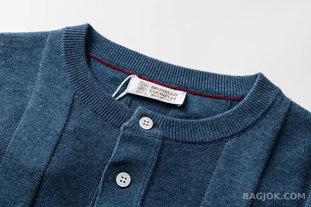 보스넬로쿠치넬리 Brunello Cucinelli 린넨 혼방 헨리넥 숏슬리브 니트 상세 이미지