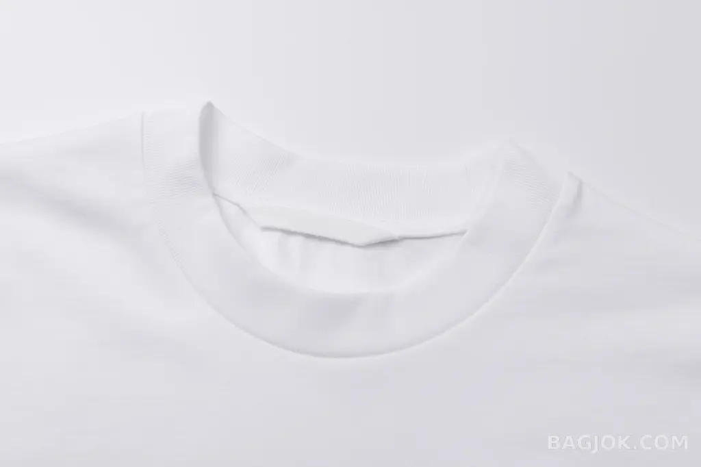 몽클레어 Moncler 버킷햇 스트립트 로고 티셔츠 상세 이미지