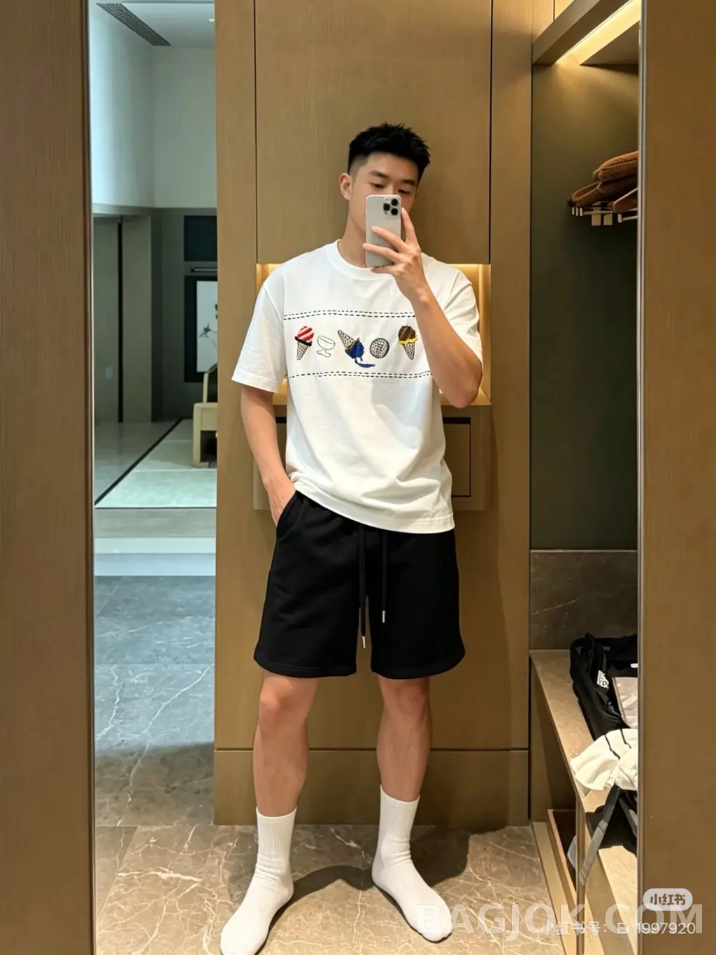 펜디 Fendi 아이스크림 자수 화이트 코튼 티셔츠 상세 이미지