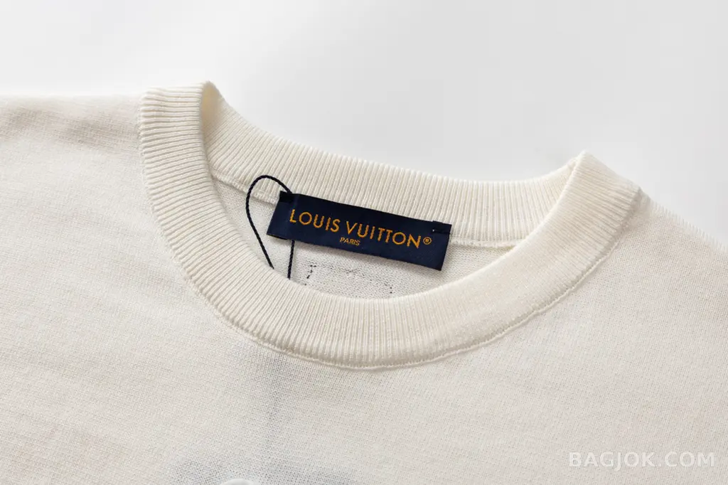 루이비통 Louis Vuitton 핸드 제스처 자수 코튼 티셔츠 상세 이미지