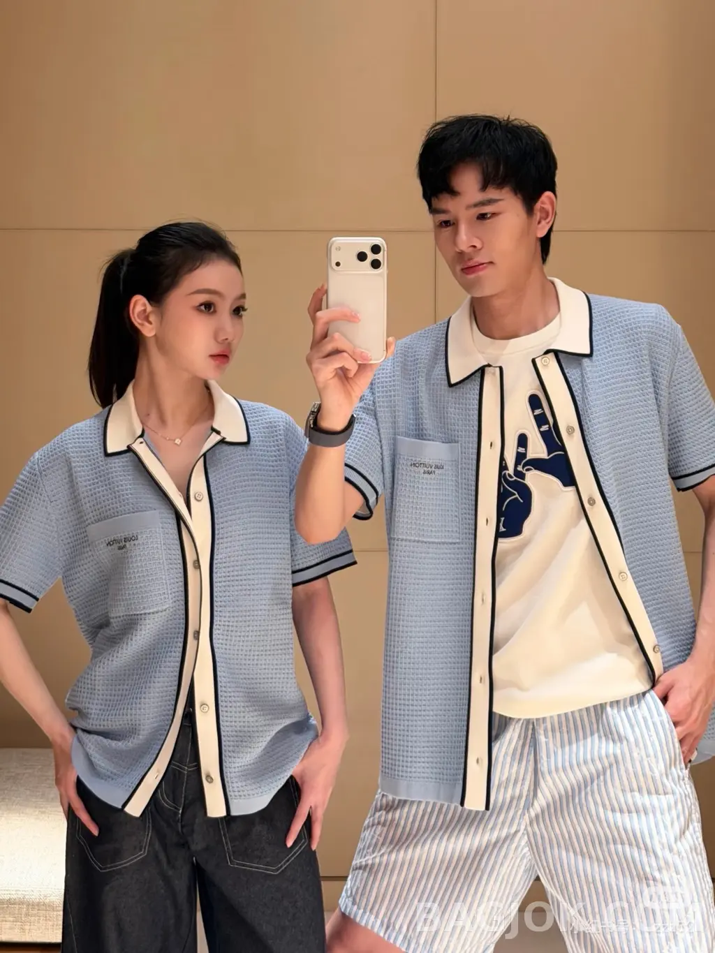 루이비통 Louis Vuitton 스카이 블루 와플 니트 레트로 프레피 폴로 셔츠 상세 이미지