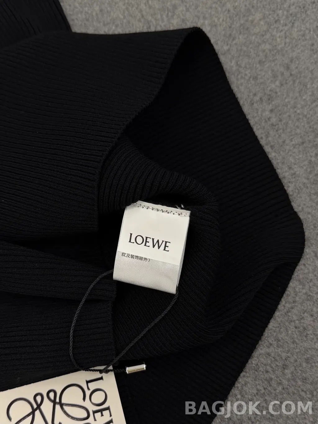 로에베 Loewe 아나그램 자수 리브드 슬리브리스 탱크탑 상세 이미지
