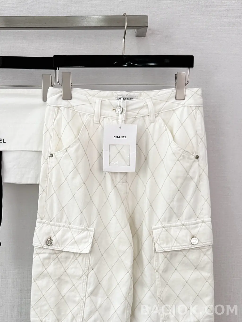 샤넬 Chanel 퀄팅 다이아몬드 카고 와이드 팬츠 상세 이미지