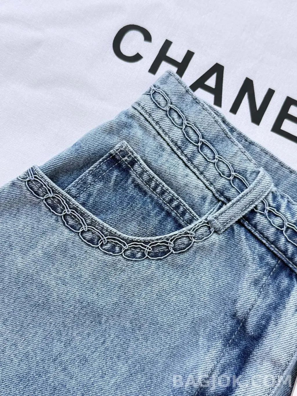 샤넬 Chanel 체인 자수 데님 쇼츠 상세 이미지