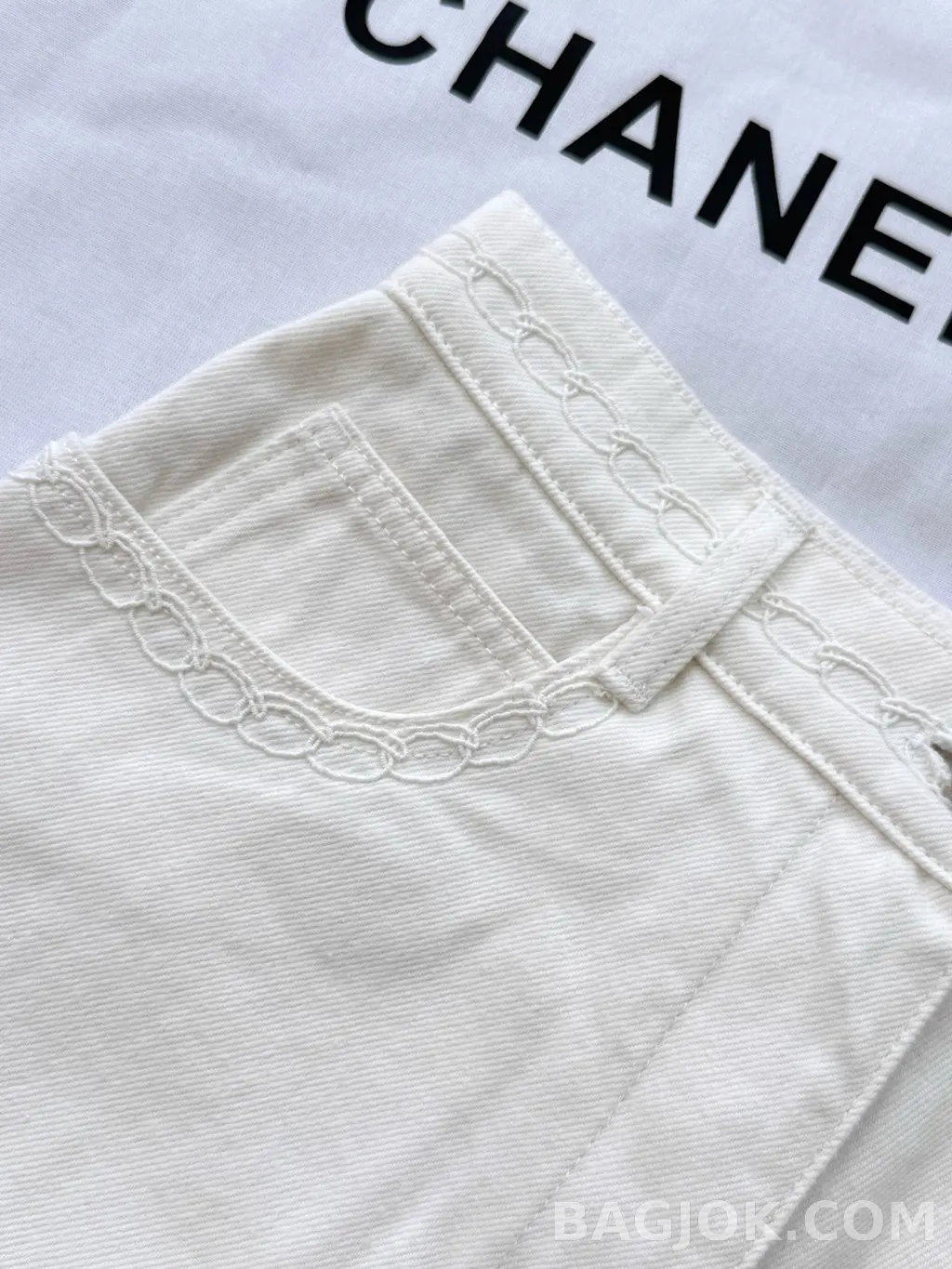 샤넬 Chanel 체인 자수 데님 쇼츠 상세 이미지