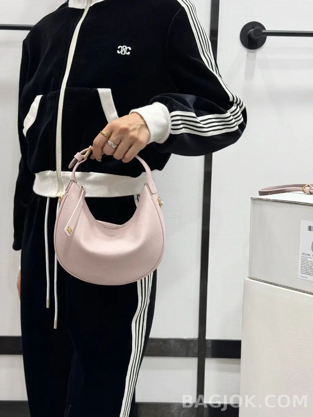 셀린느 CEL 틴 룰루백 그레인드 카프스킨 상세 이미지