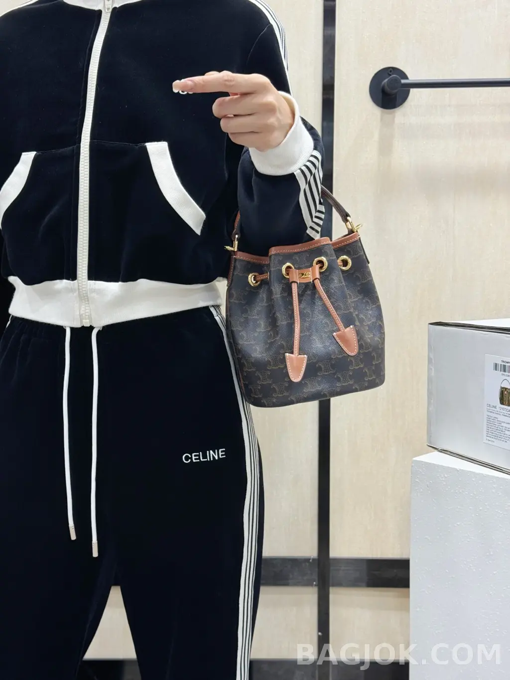 셀린느 CEL 틴 클라라백 캔버스 상세 이미지